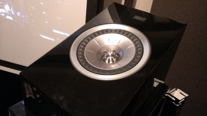 あか KEF R50 Dolby Atmos サラウンドスピーカー KEF R50 Dolby Atmos